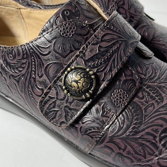 Alegria Joleen Molasses Brown Tooled Leather Slip On Oxford Size 40 / 10 - Picture 10 of 16